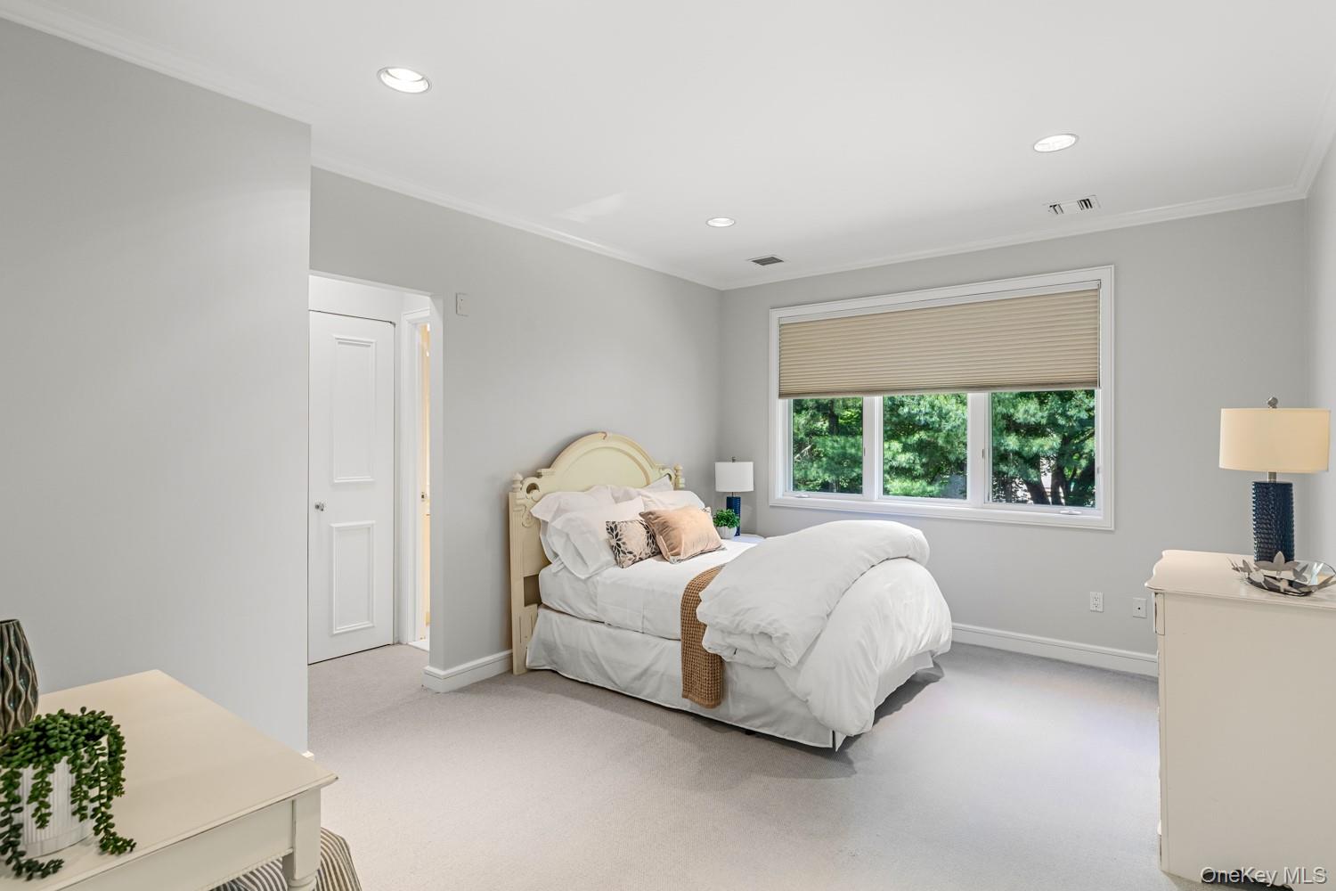 5 Coachmans Court