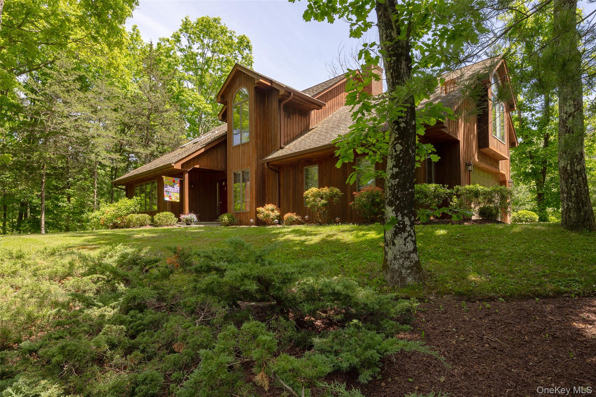 44 Eleanor Drive