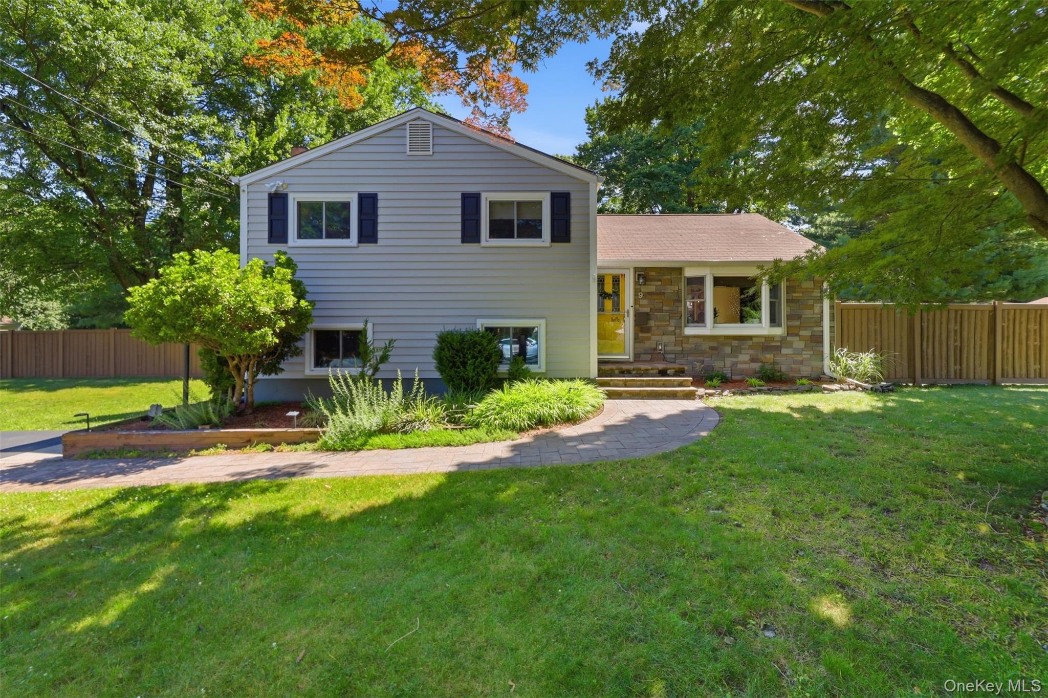 9 Homestead Lane