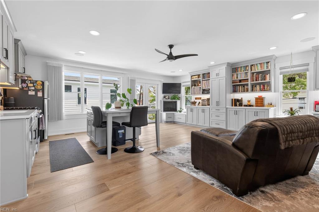 314 45th ST