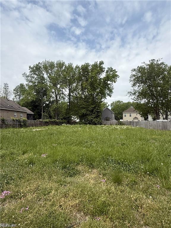 6232 Old Townpoint RD
