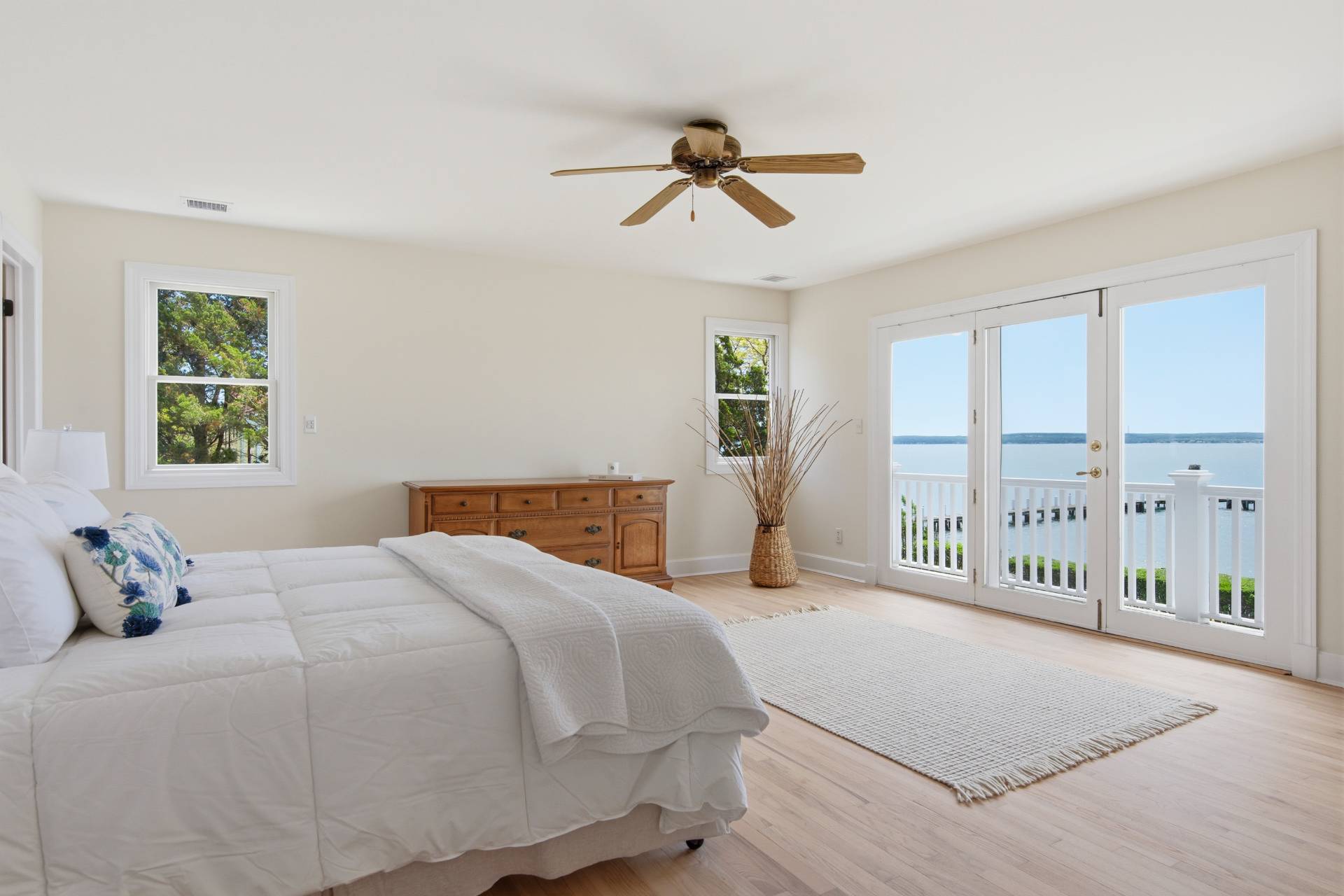 90 Peconic Ave