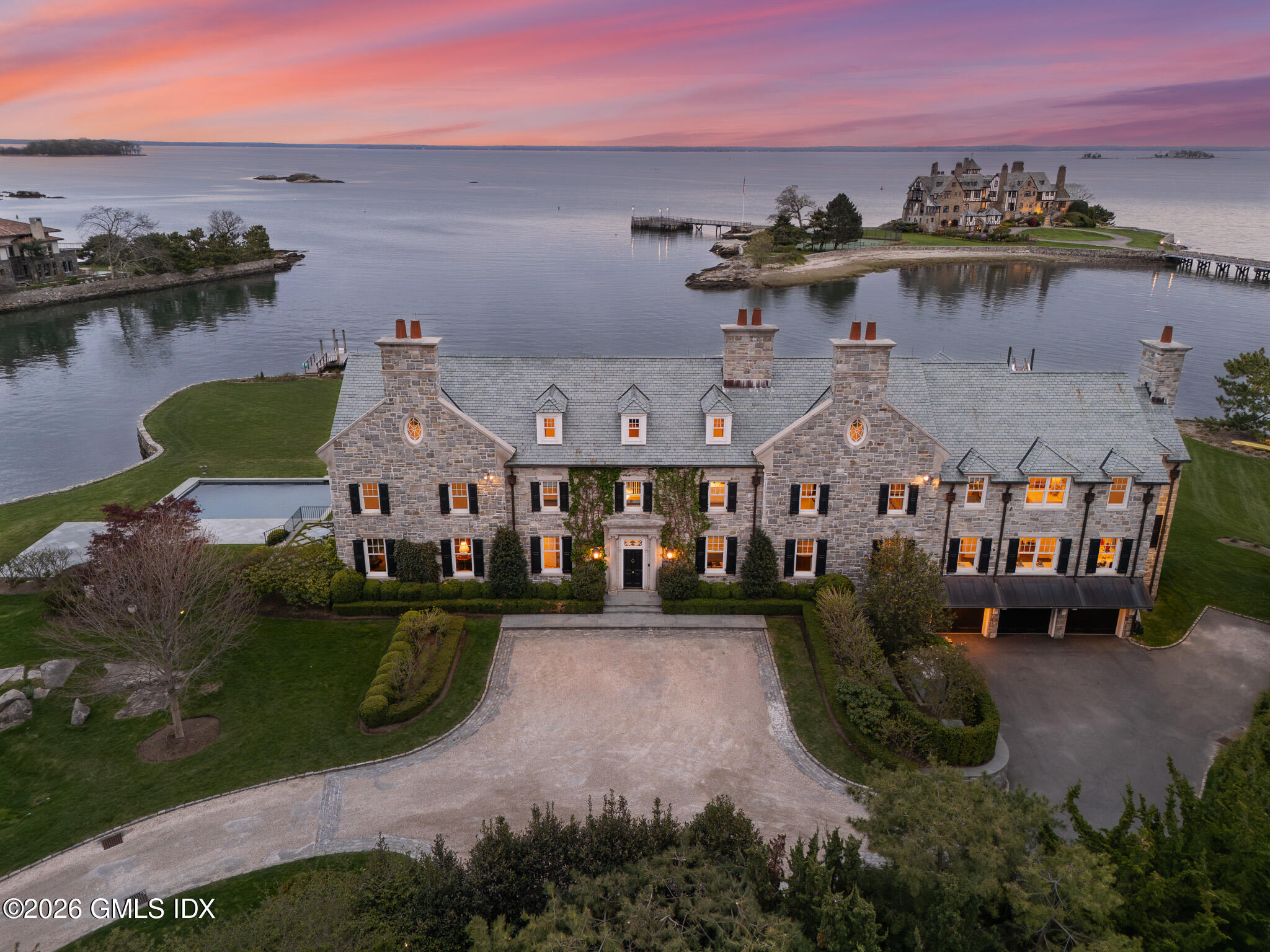 545 Indian Field Road | Infinity by the Sea