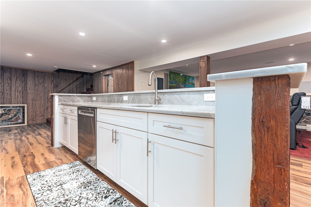 14 Woodlake Drive