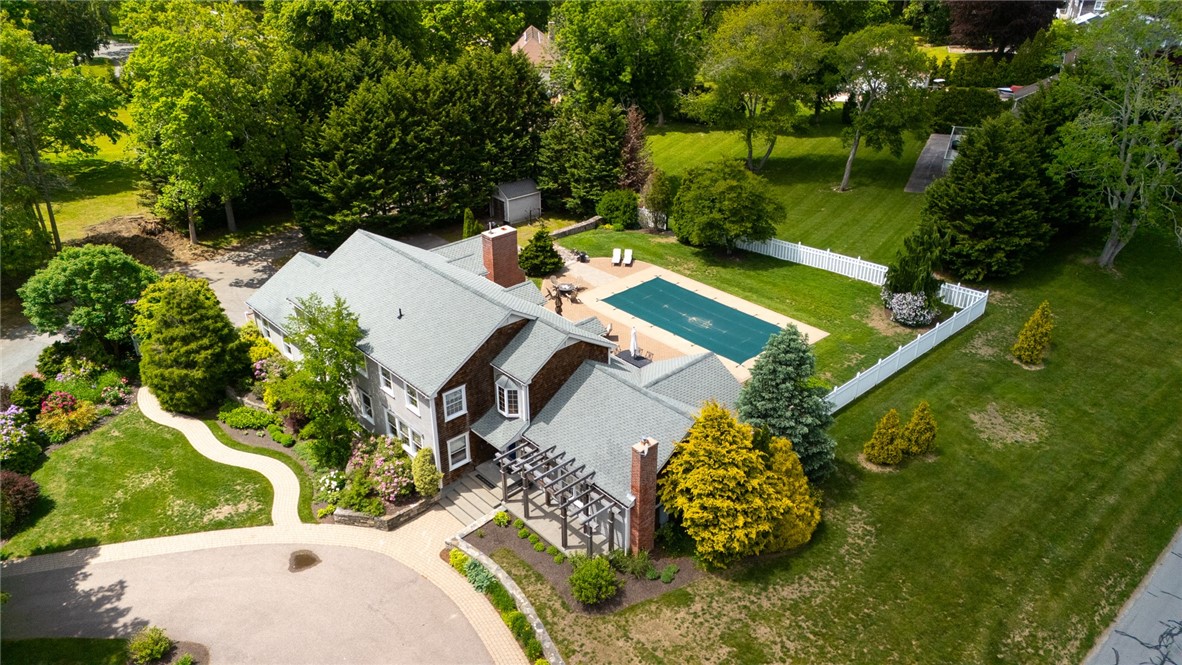 74 Oakwoods Drive