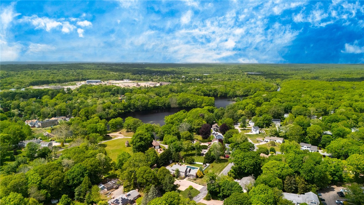 74 Oakwoods Drive