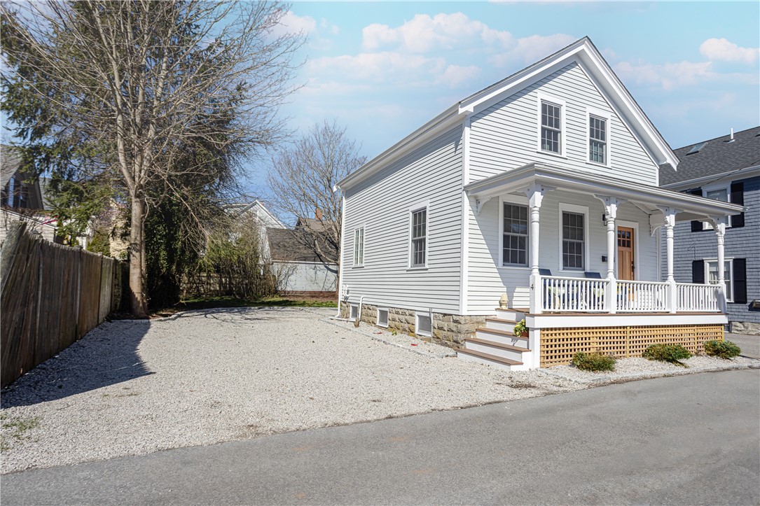 4 Gladding Court