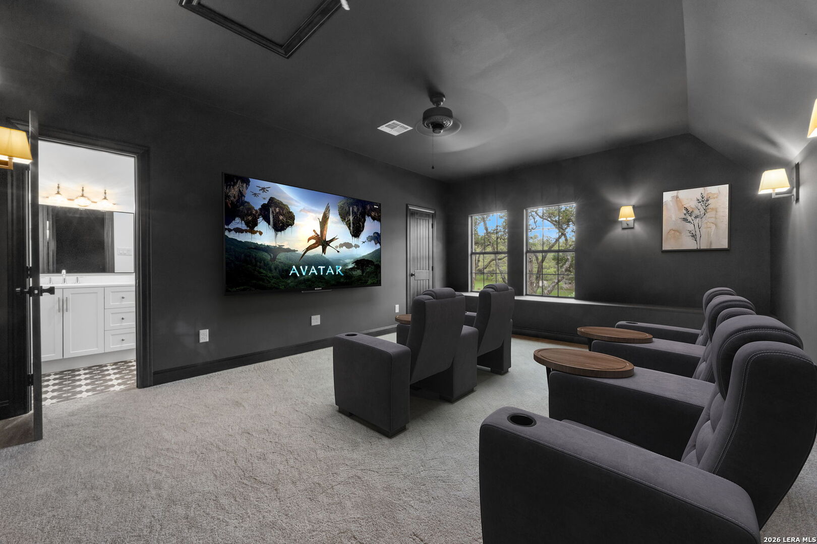 232 Meadowbrook Dr