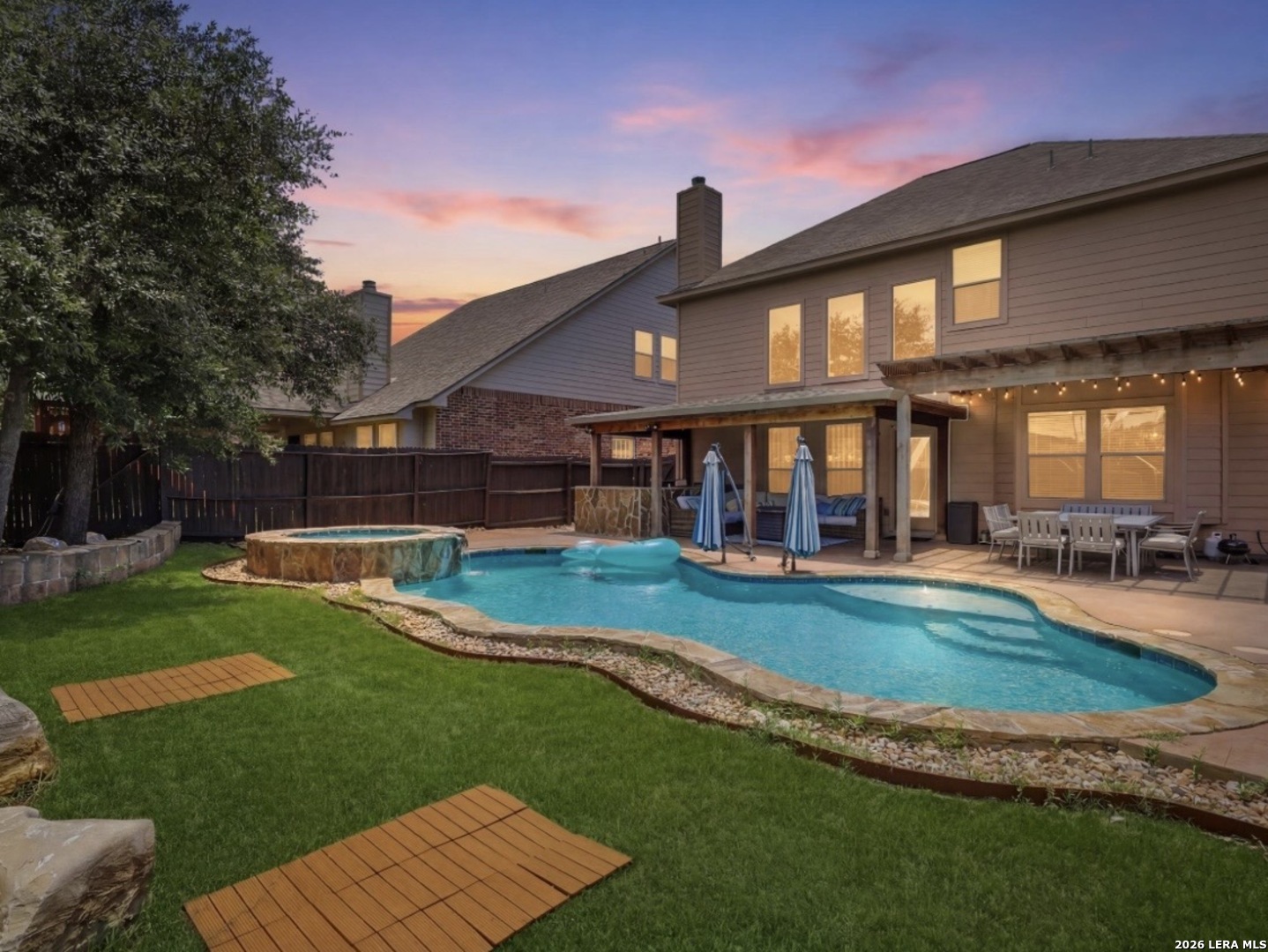 5503 Waldon Walk