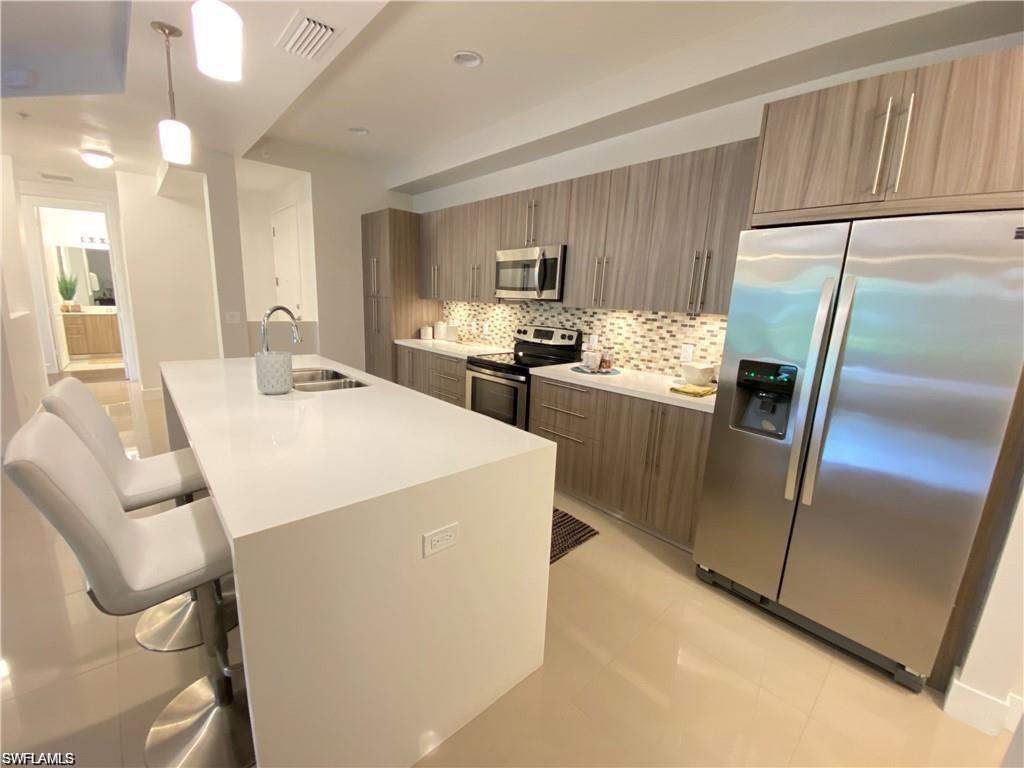 26600 Rosewood Point DR # 207 Unit: B-207