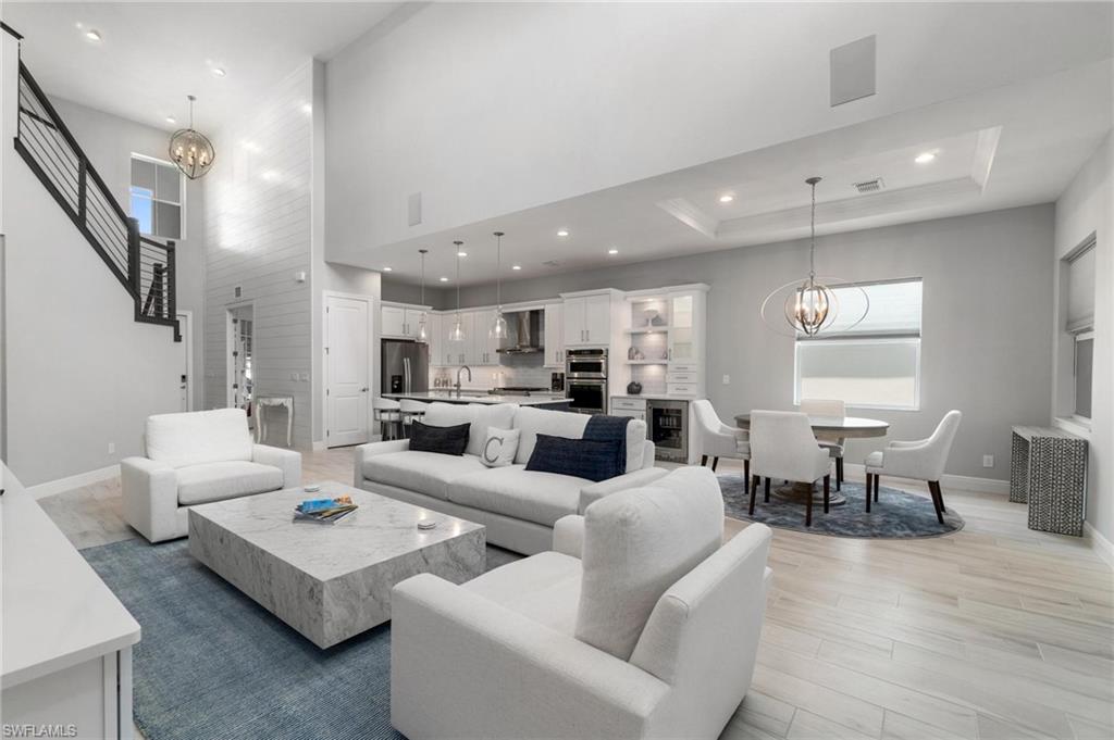 9256 Cayman DR