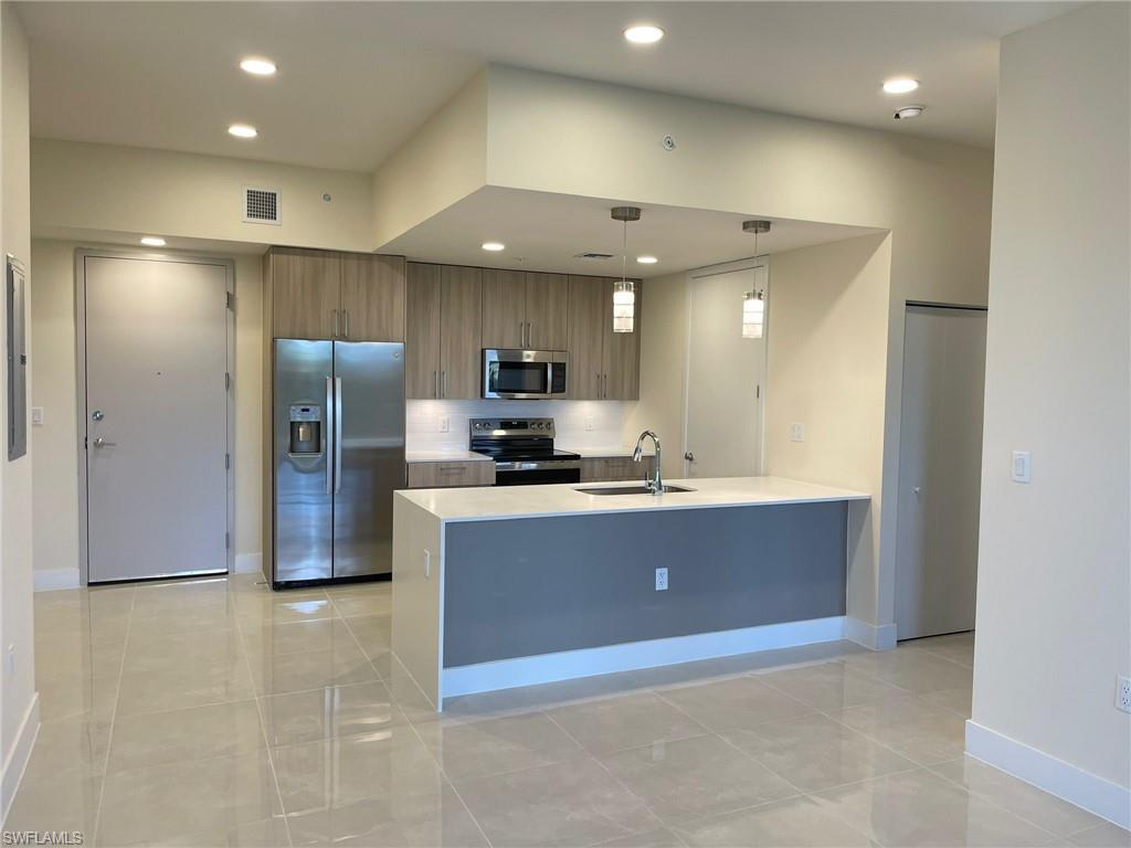 26610 Rosewood Pointe DR # 203 Unit: C-203