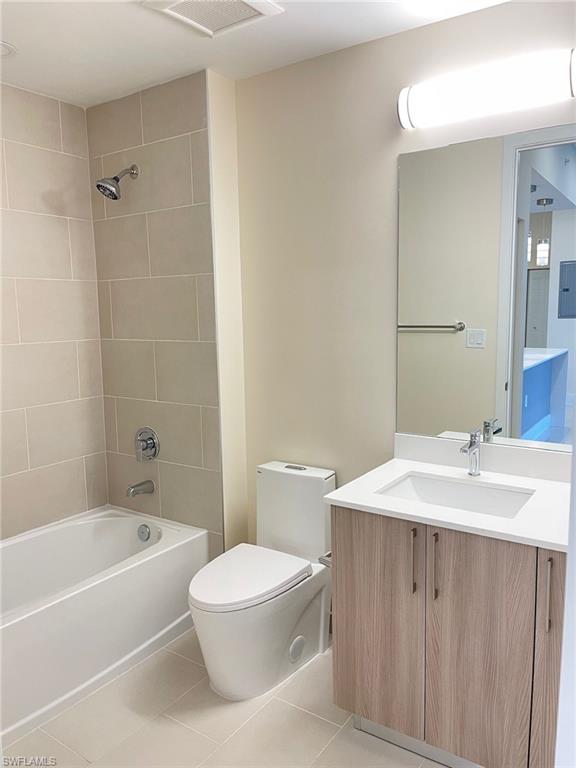 26610 Rosewood Pointe DR # 203 Unit: C-203