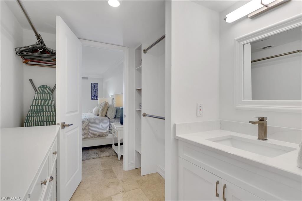 5 Bluebill AVE 504