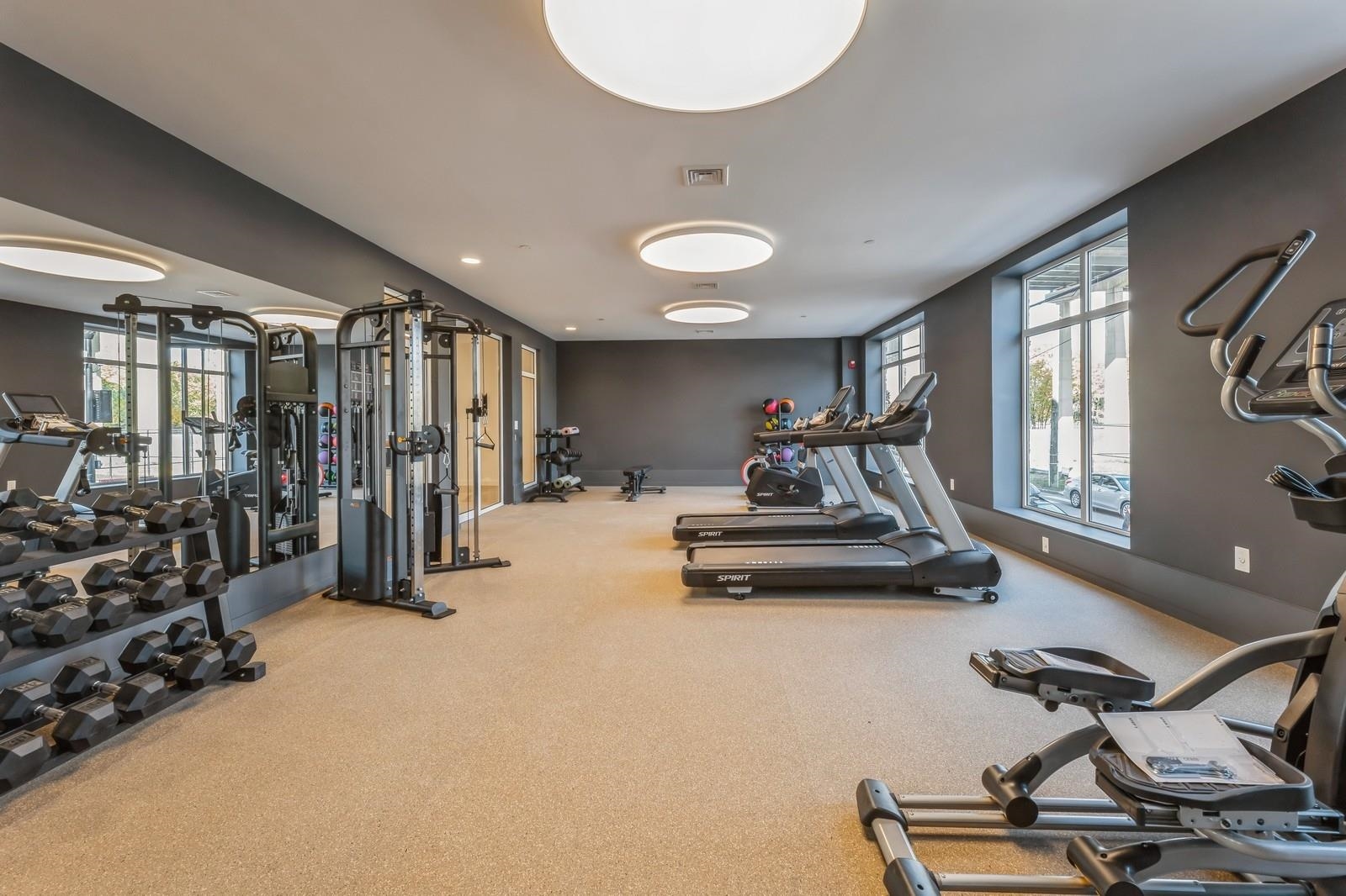 425 3RD ST Unit: 219