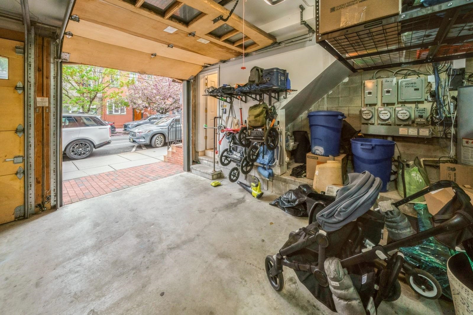312 5TH ST Unit: 2
