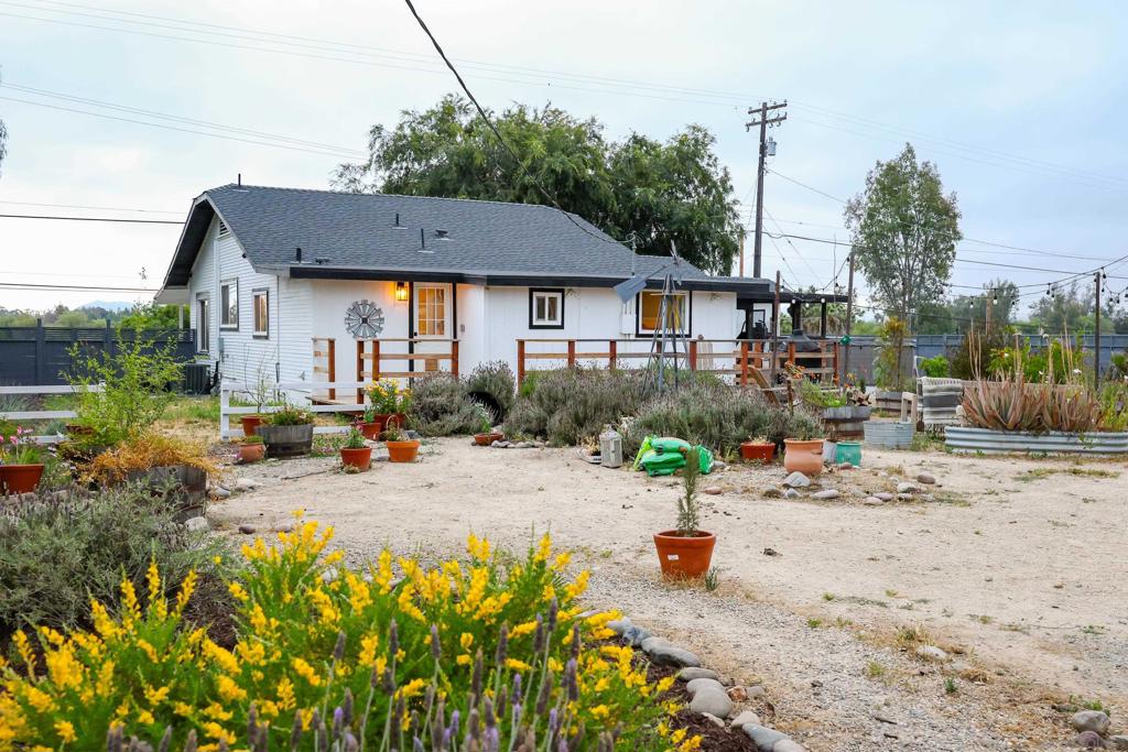 1811 Montecito Road
