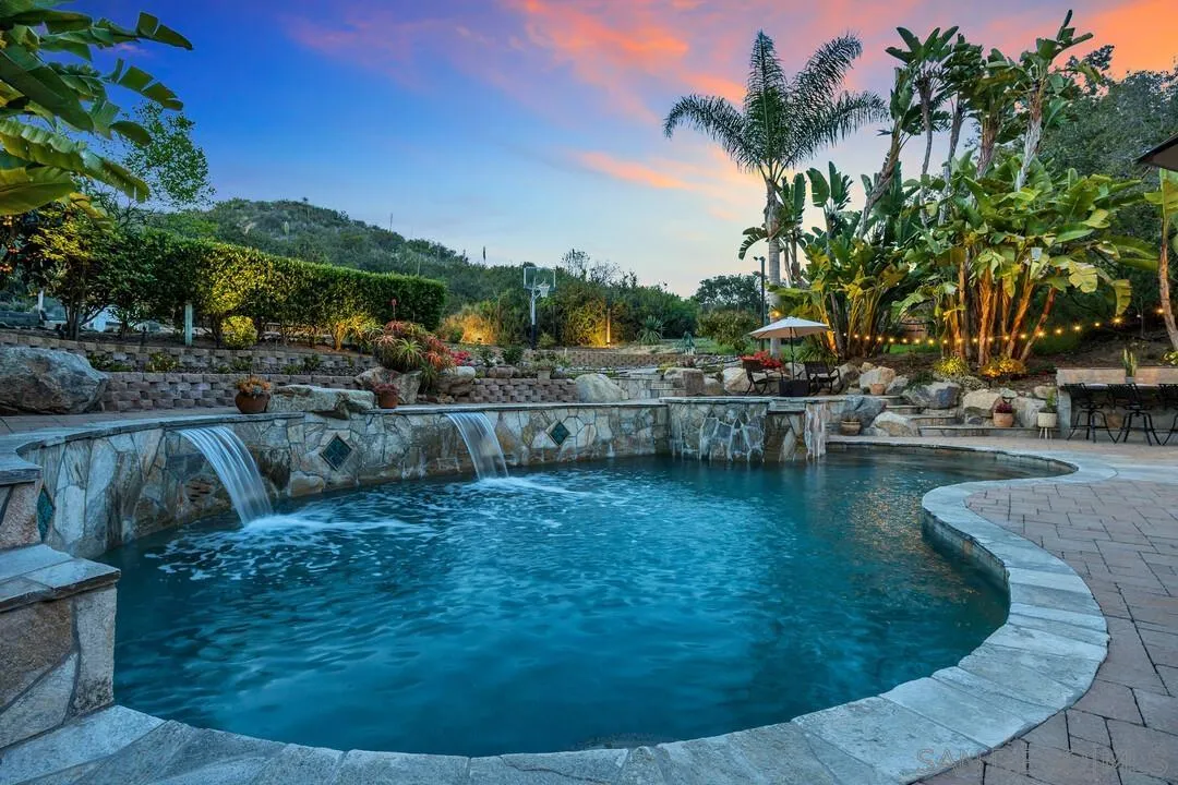 1702 Sienna Canyon Drive