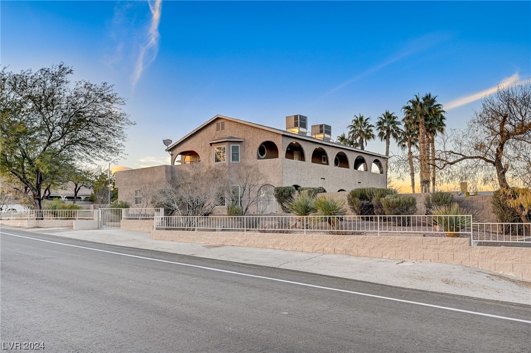400 Trenier Drive