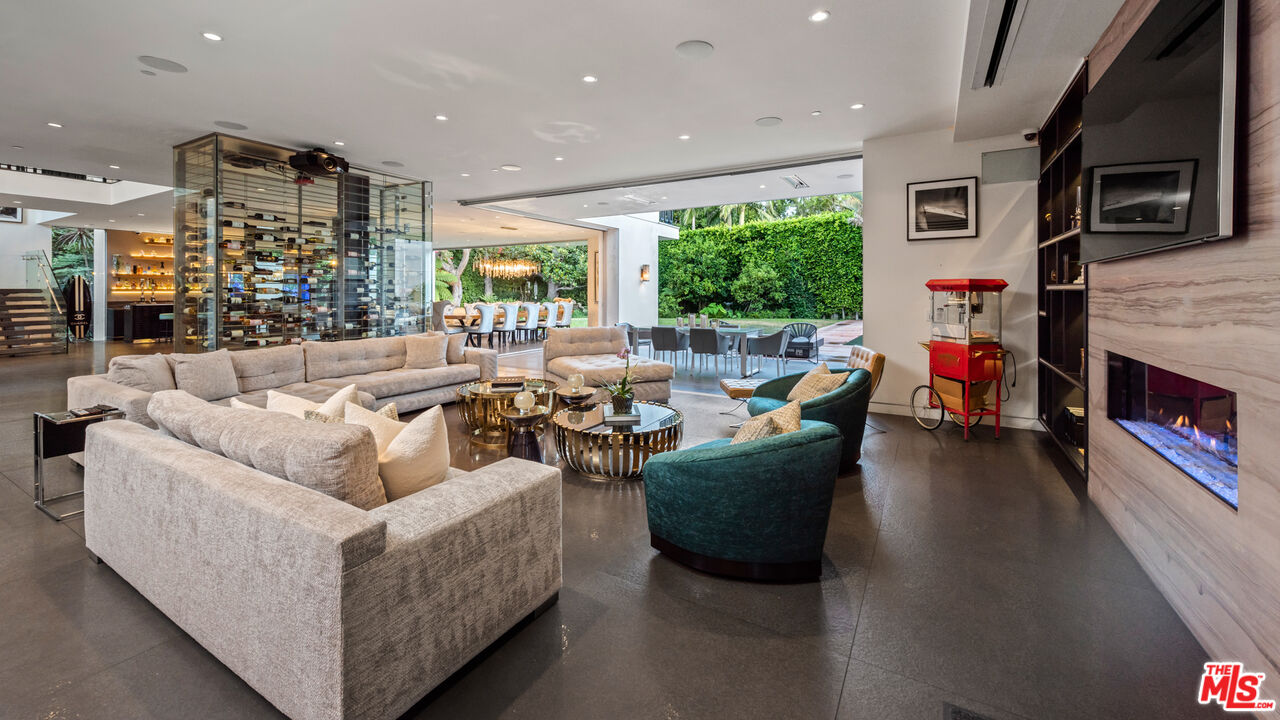 1111 Sierra Alta Way