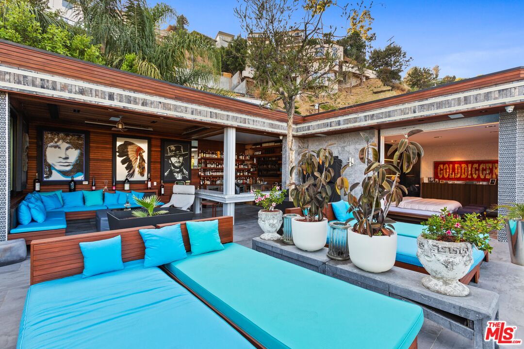 8356 SUNSET VIEW DR