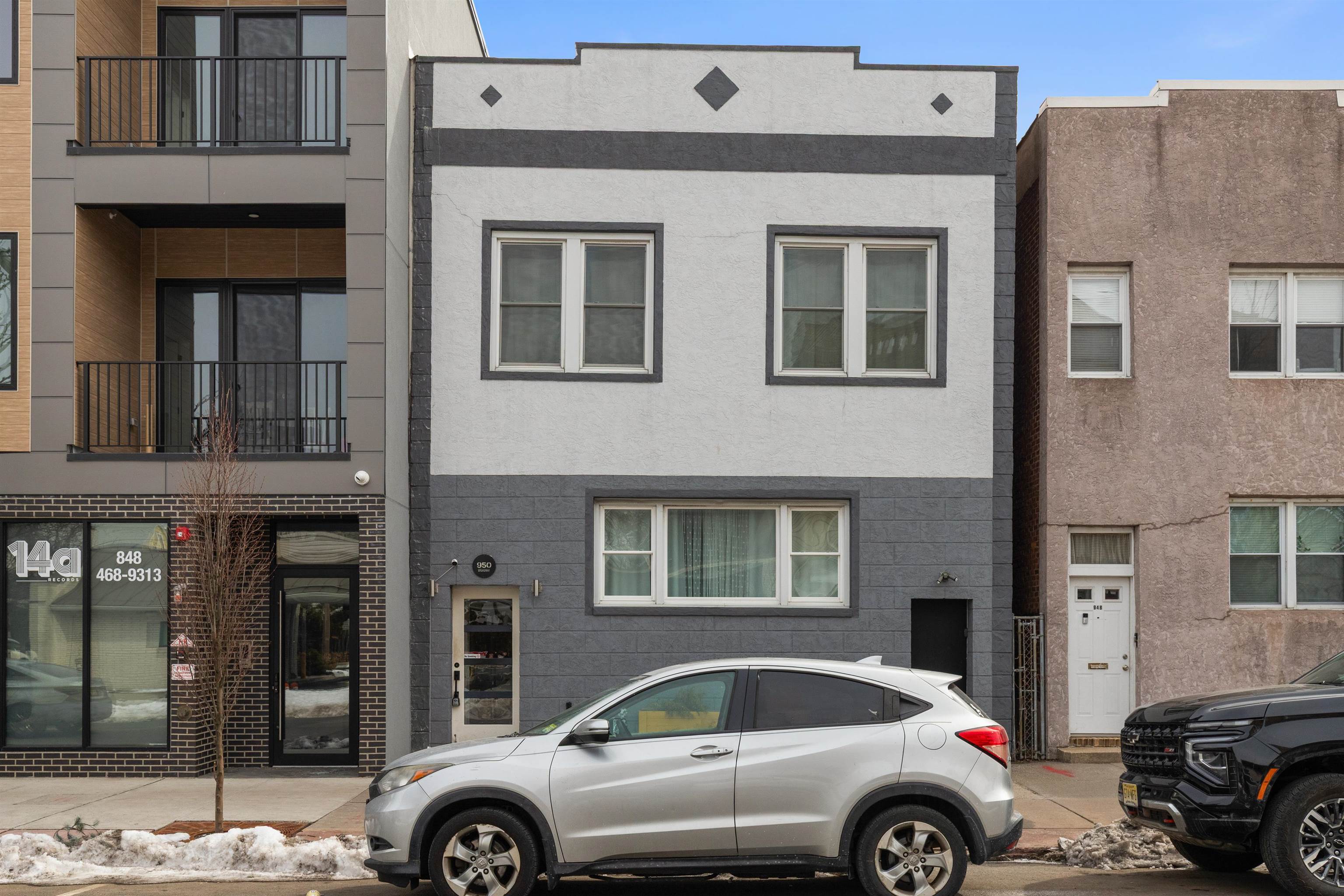 950 BROADWAY