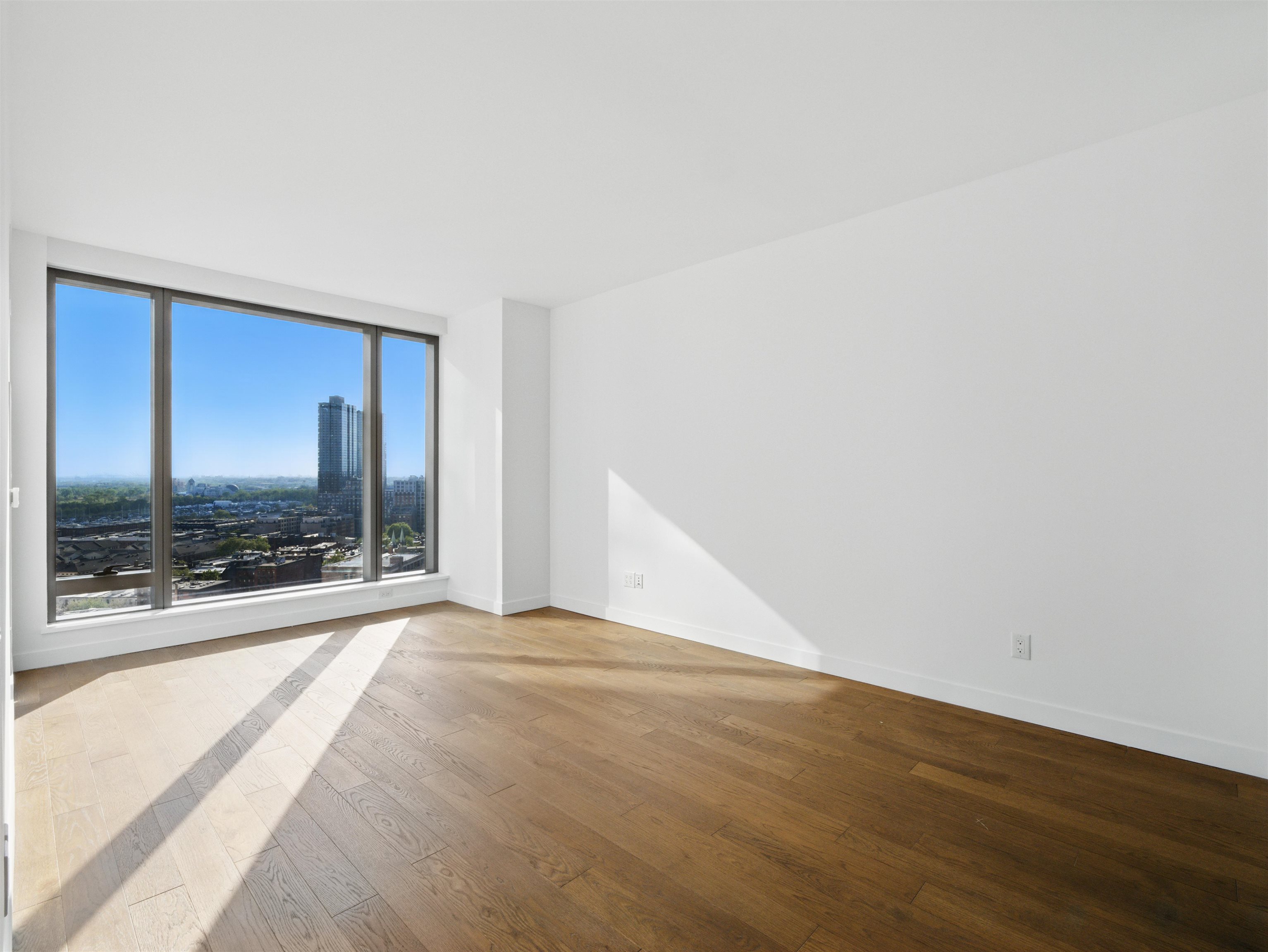 99 HUDSON ST Unit: 4207