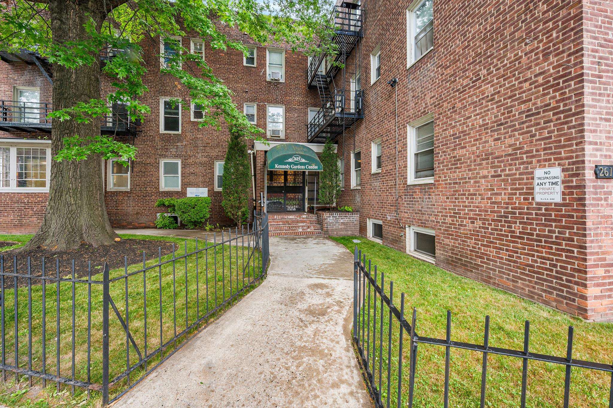 2615 JOHN F KENNEDY BLVD Unit: B2