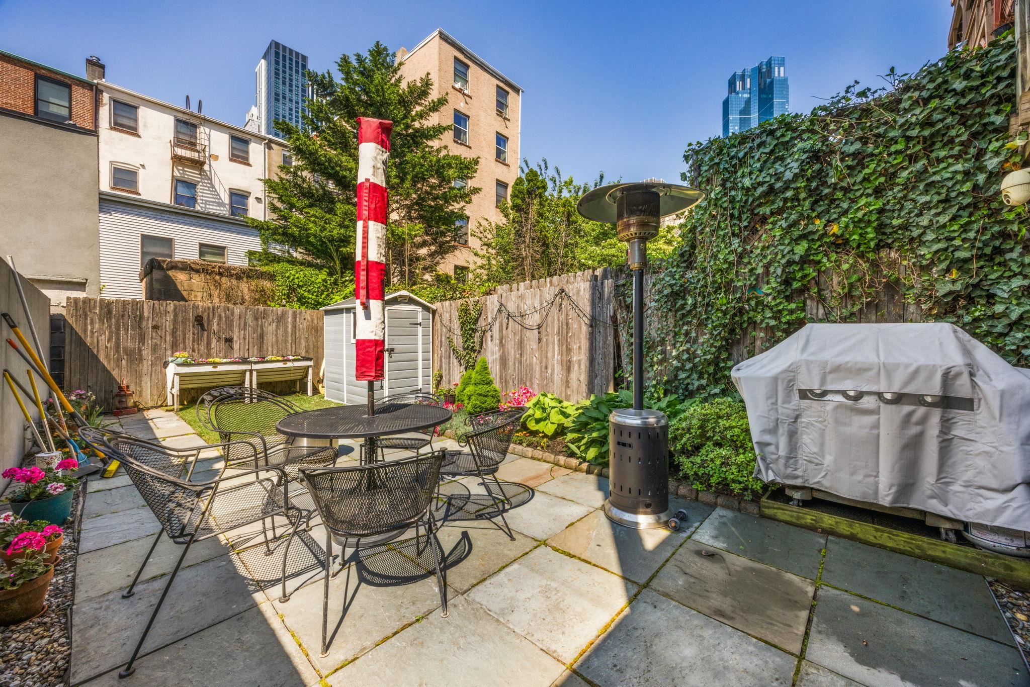 132 SUSSEX ST Unit: 1A