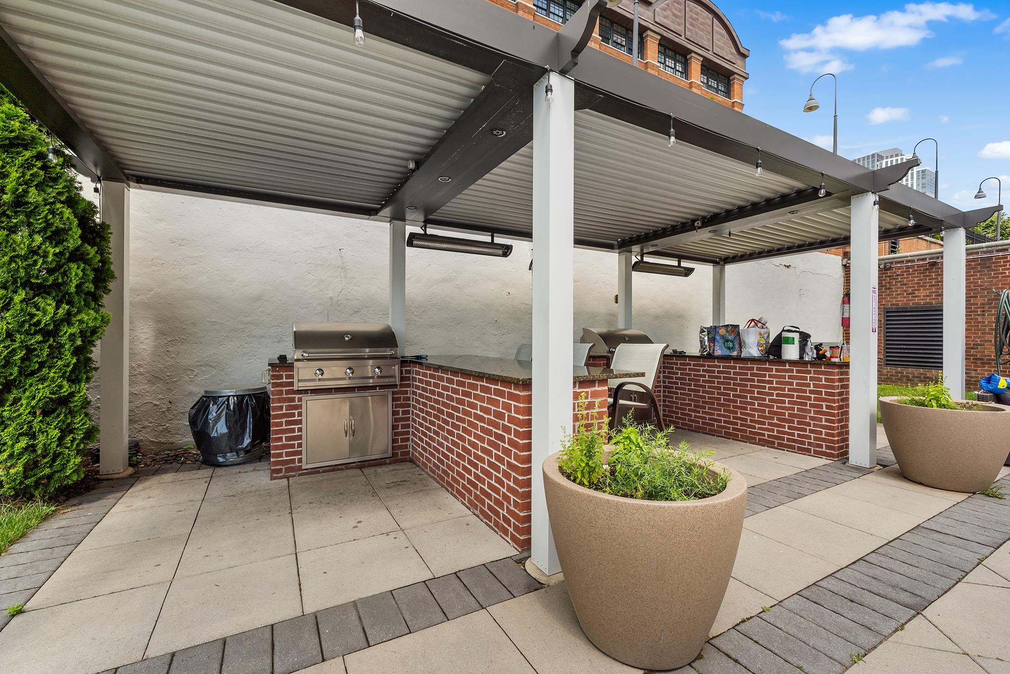 1 GREENE ST Unit: 511