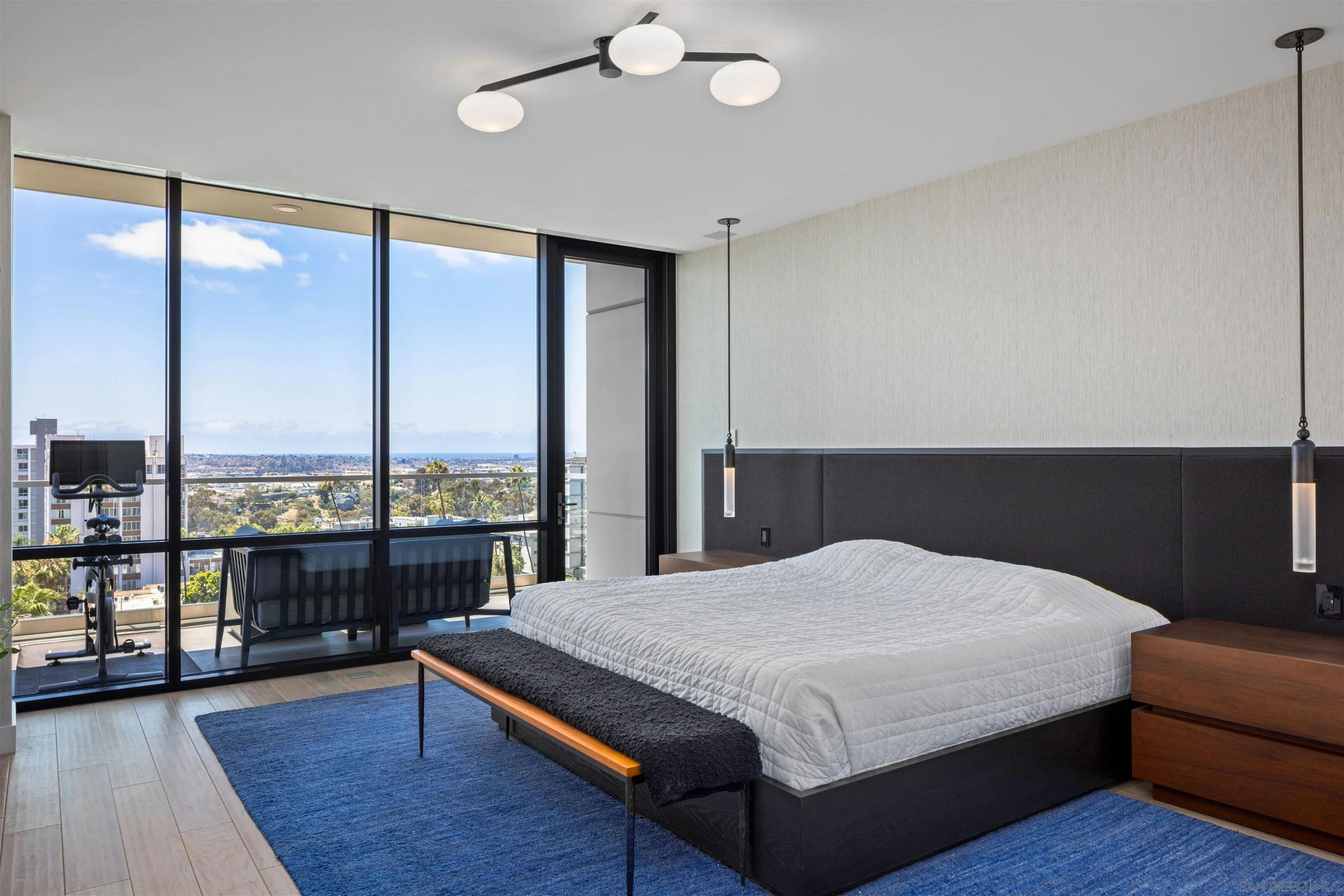 2604 5th Ave Unit 903