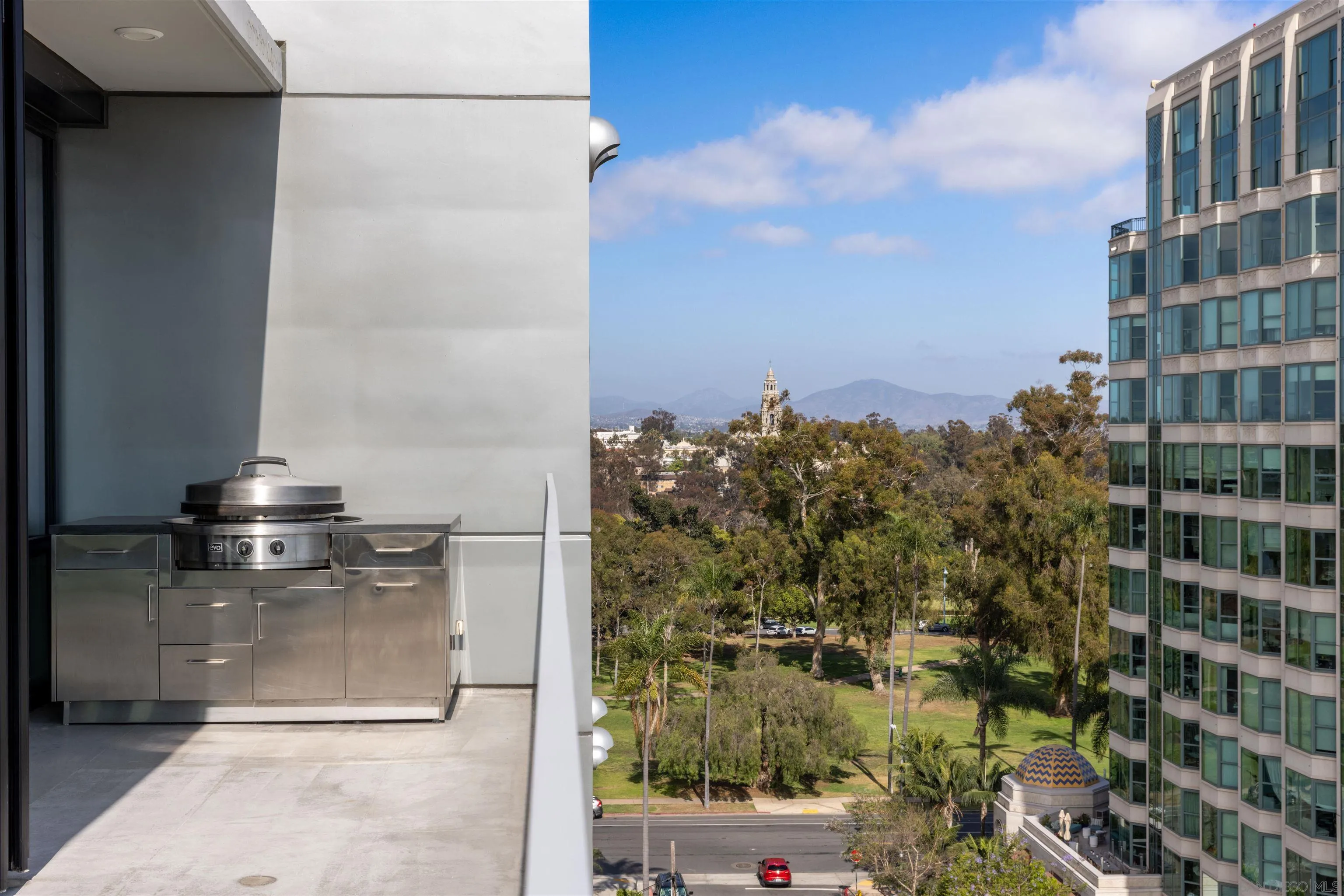 2604 5th Ave Unit 903
