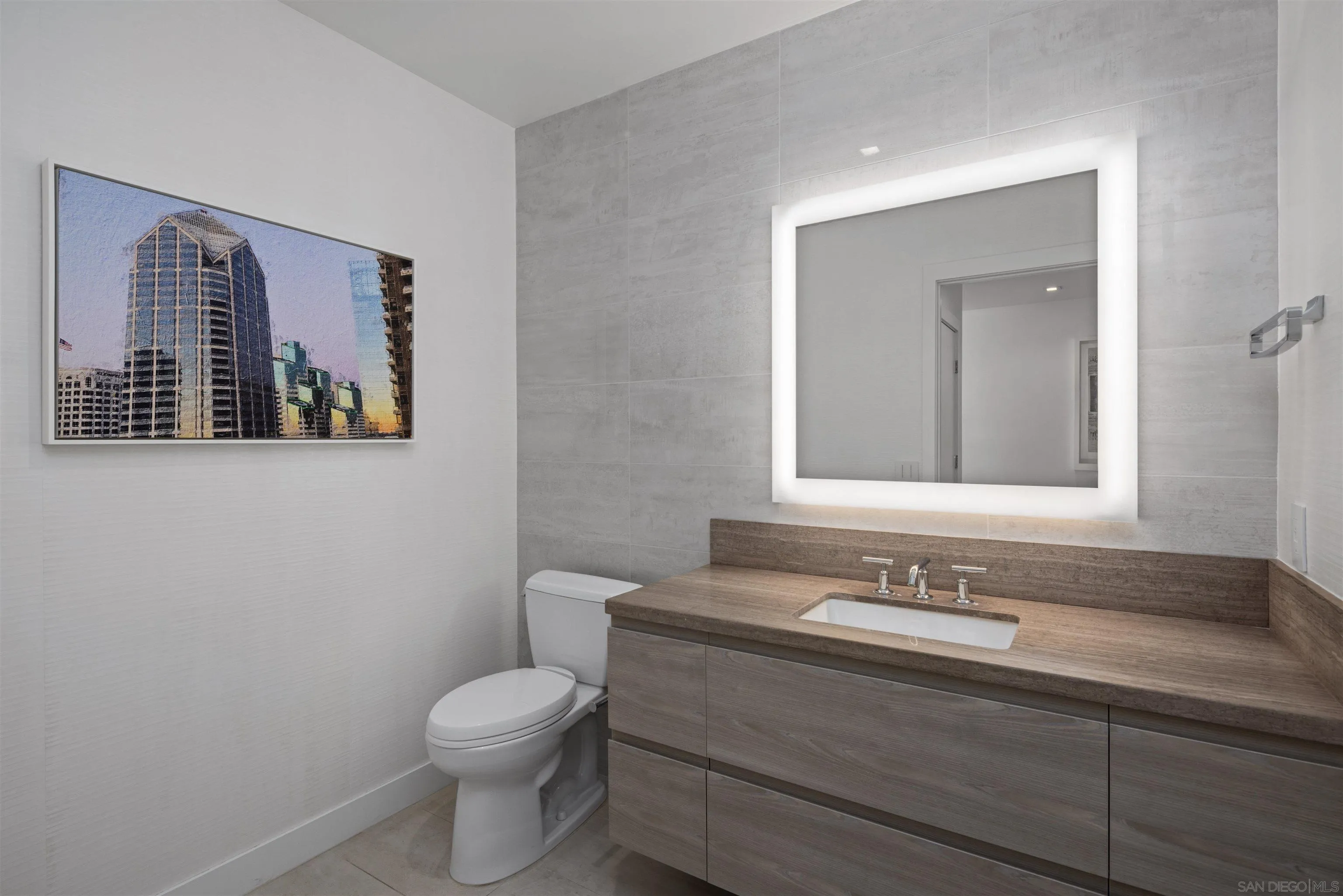 2604 5th Ave Unit 903