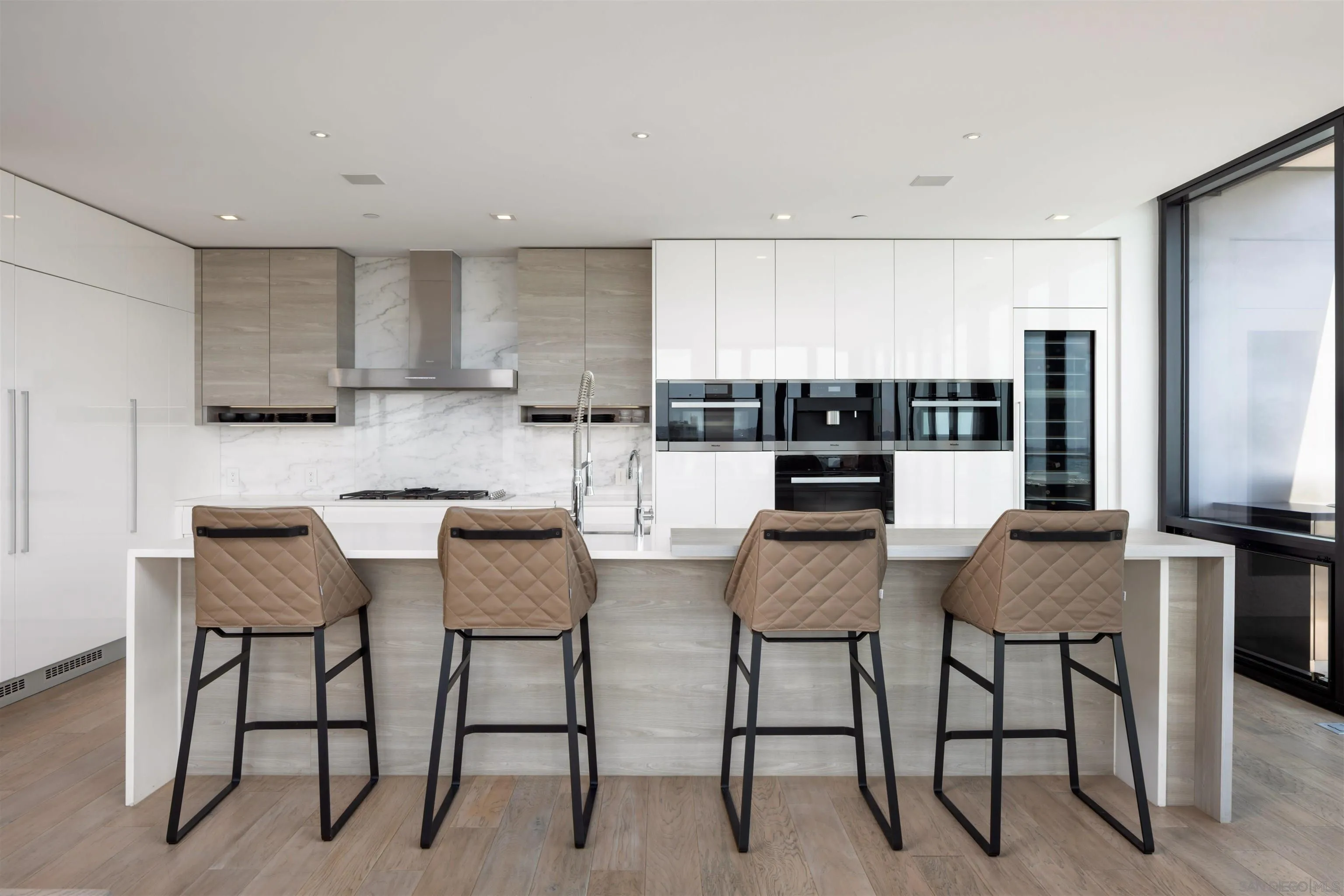 2604 5th Ave Unit 903
