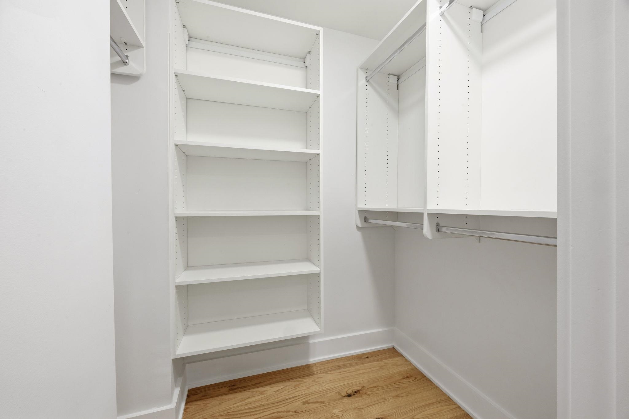102 COLGATE ST Unit: 101