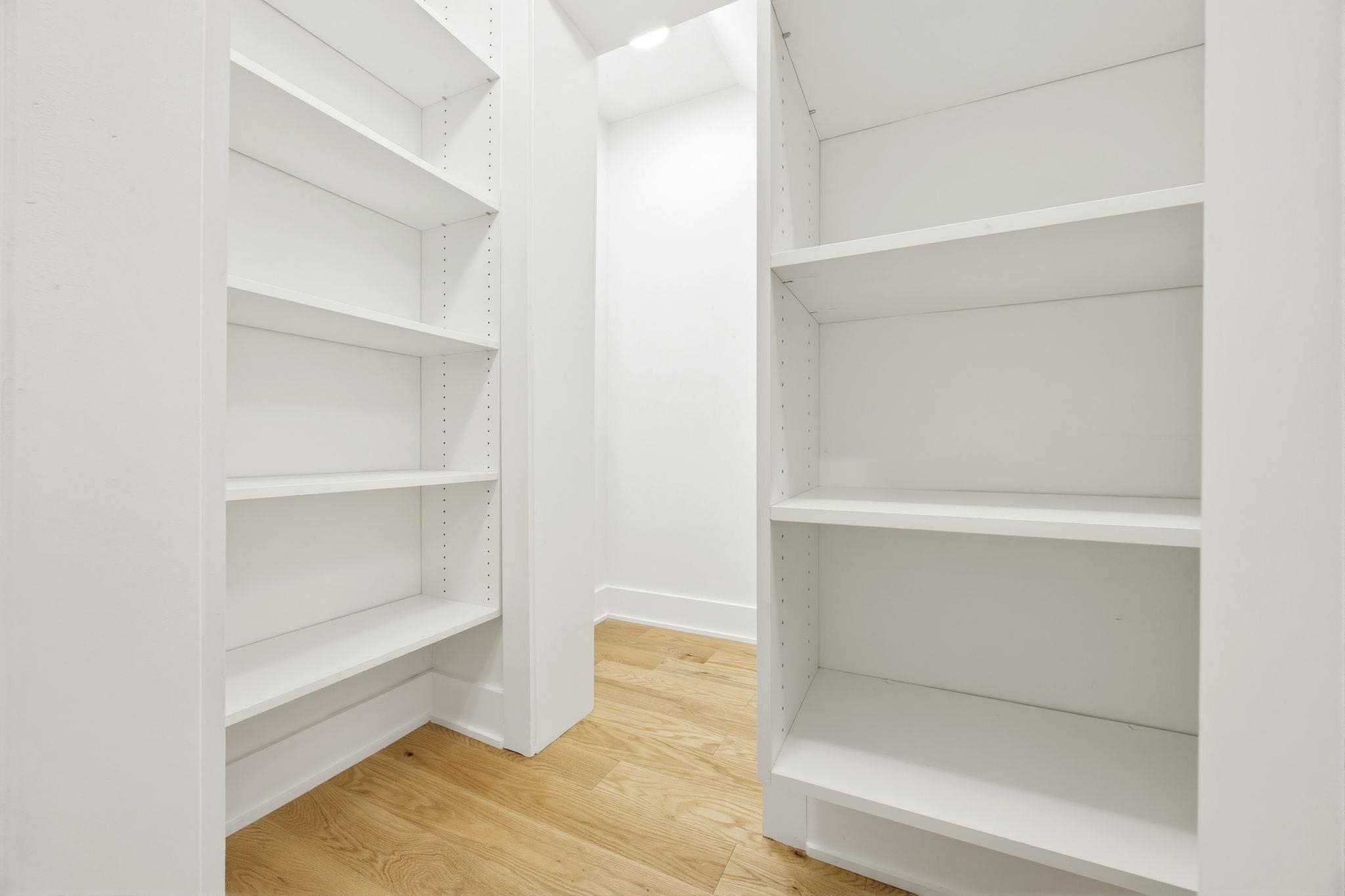 102 COLGATE ST Unit: 101