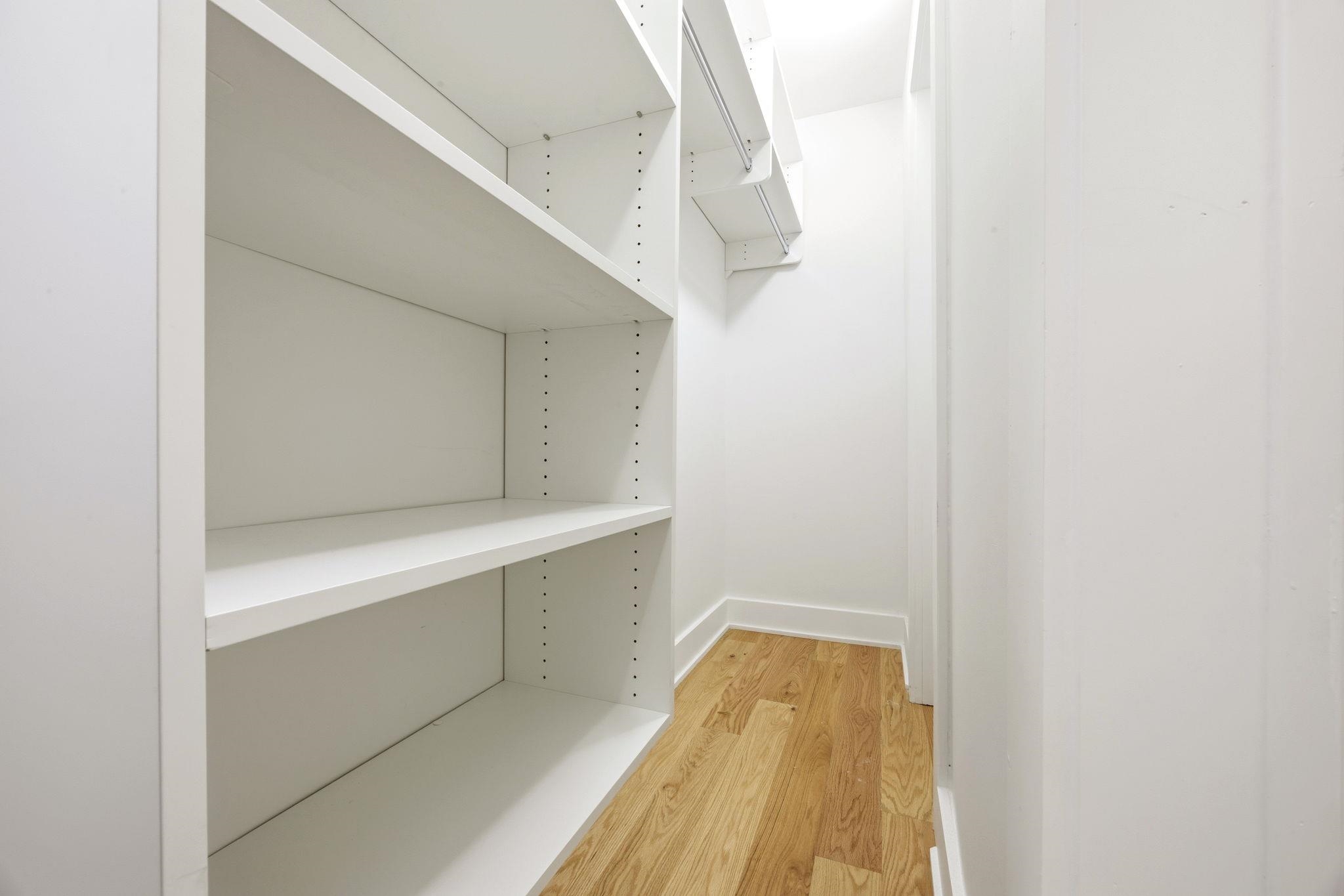 102 COLGATE ST Unit: 101