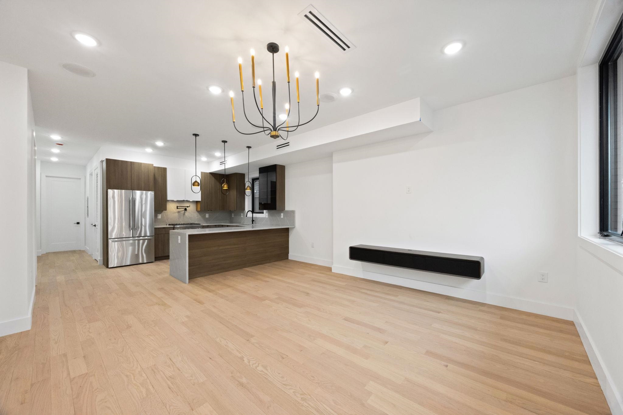 33 GRAHAM ST Unit: 1&3