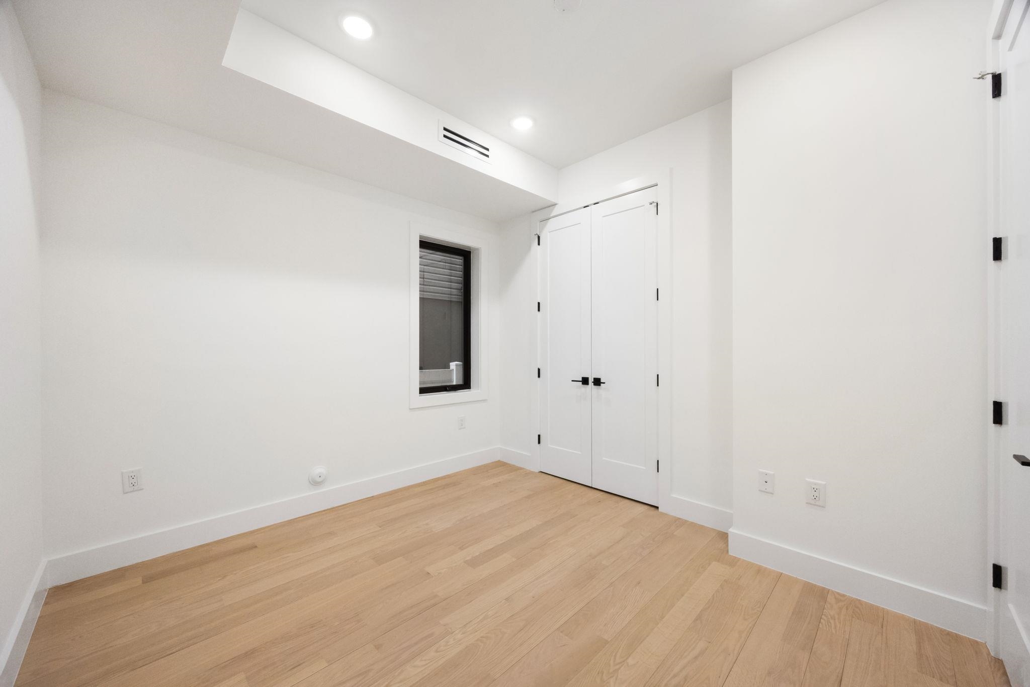 33 GRAHAM ST Unit: 1&3