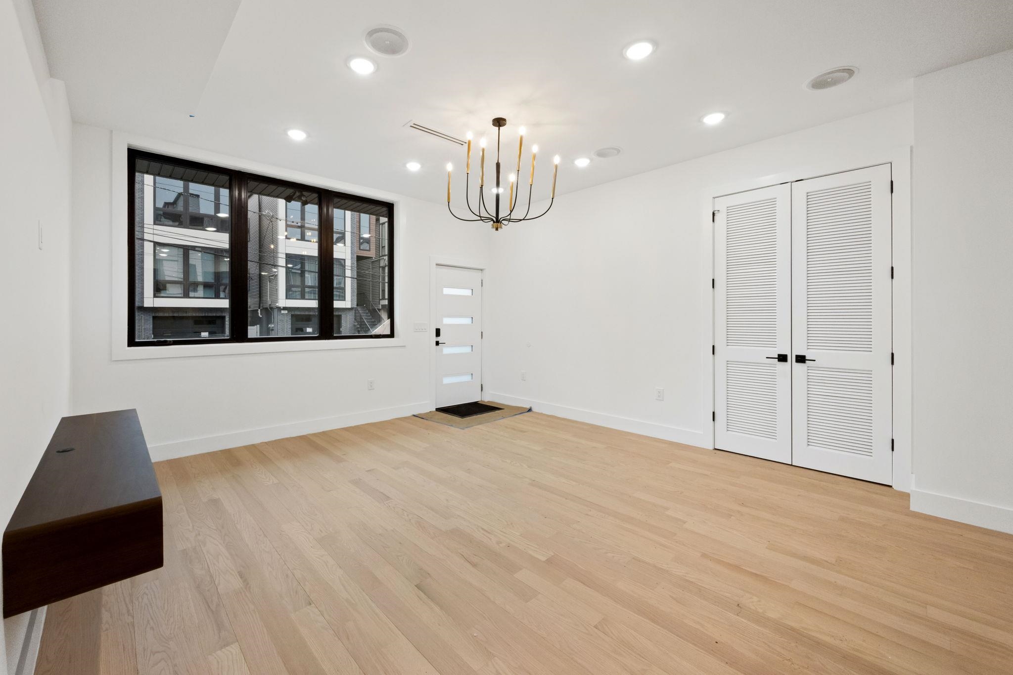 33 GRAHAM ST Unit: 1&3