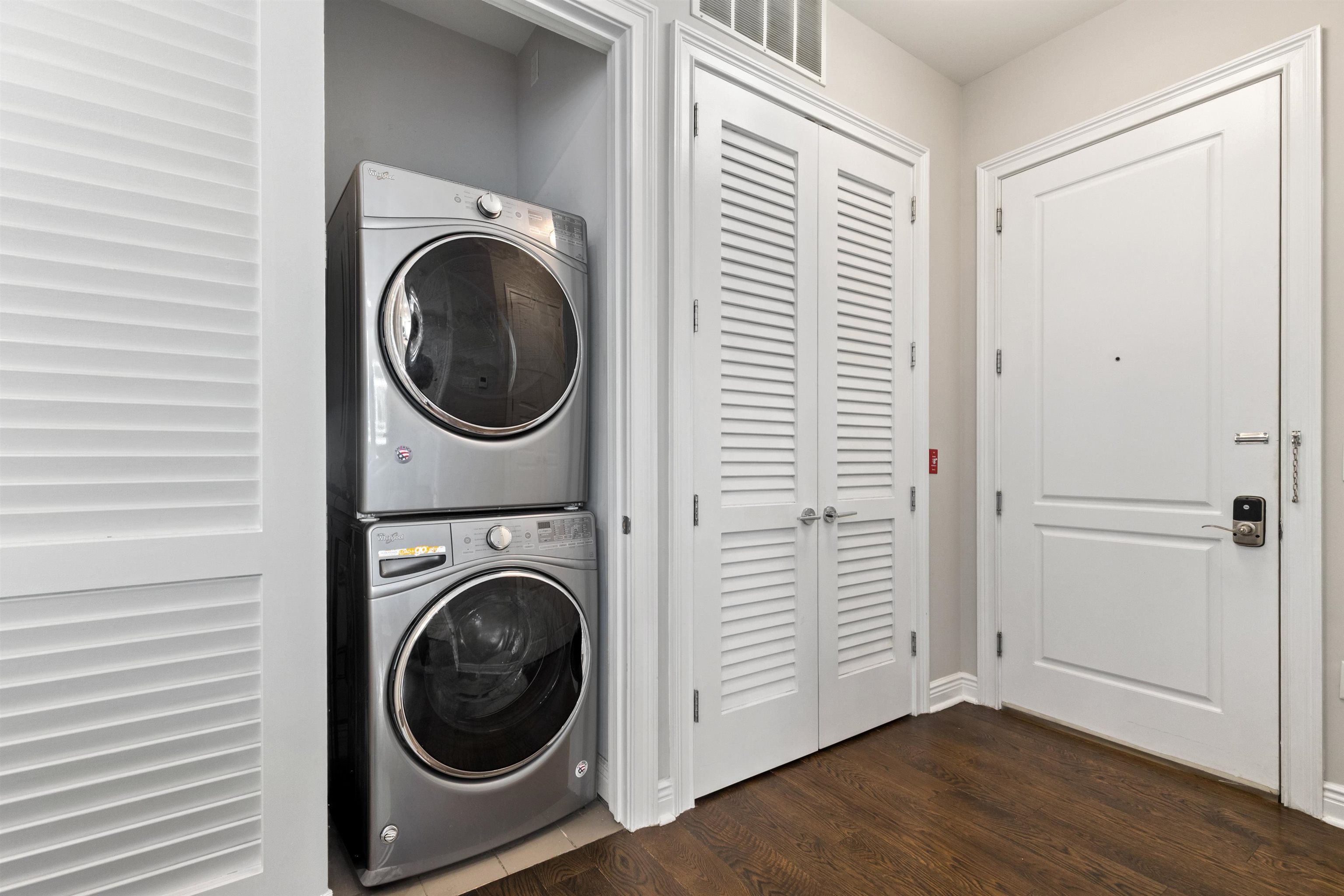 3 SOMERSET LANE Unit: 501