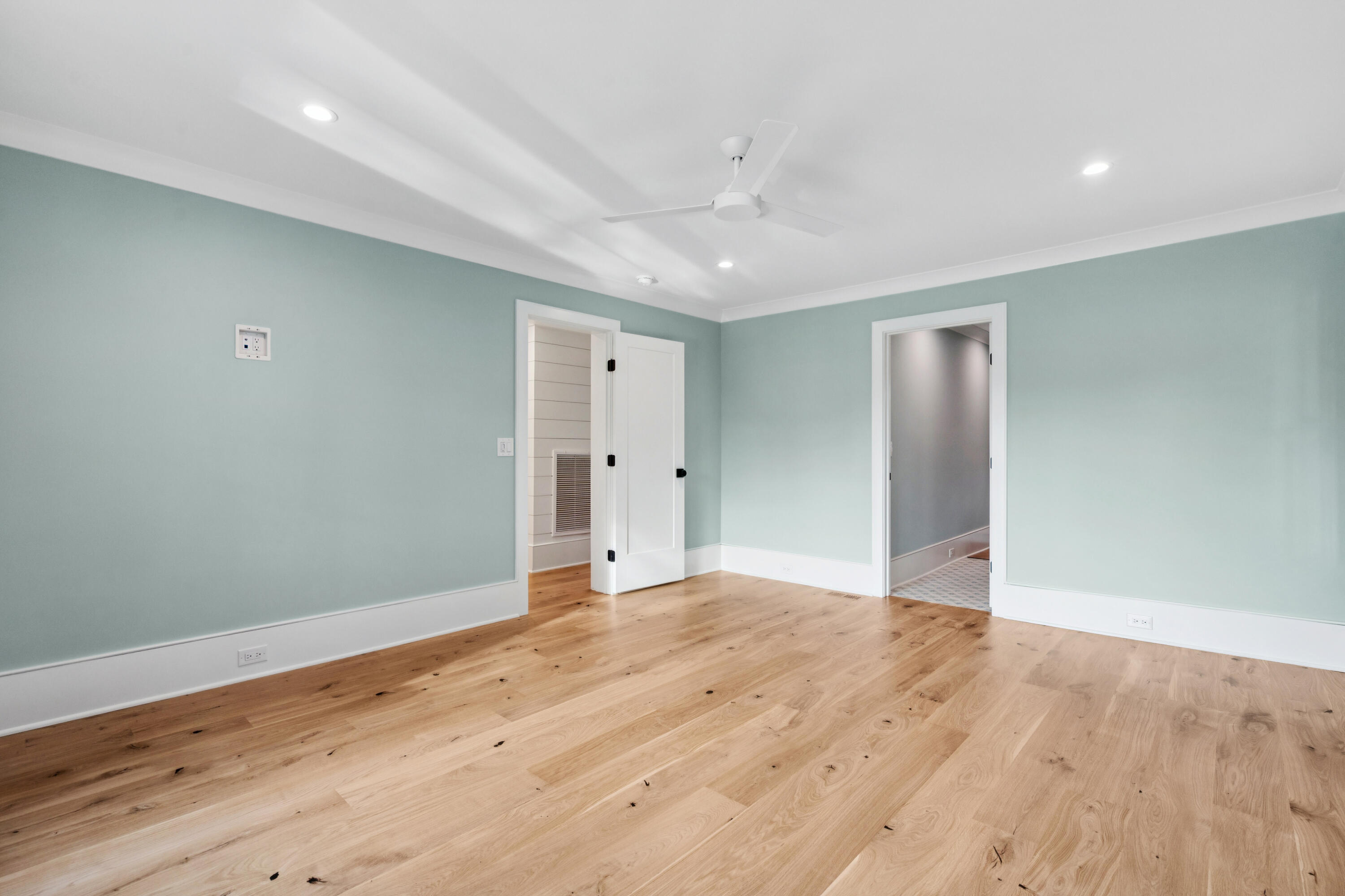 13 56th Avenue