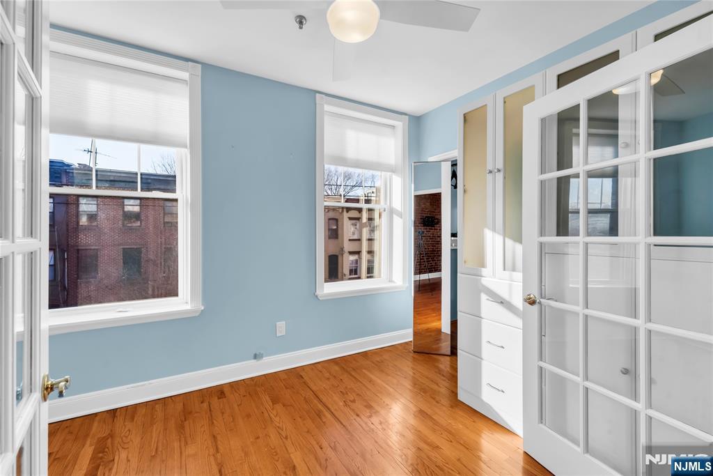 919 Park Avenue 3R