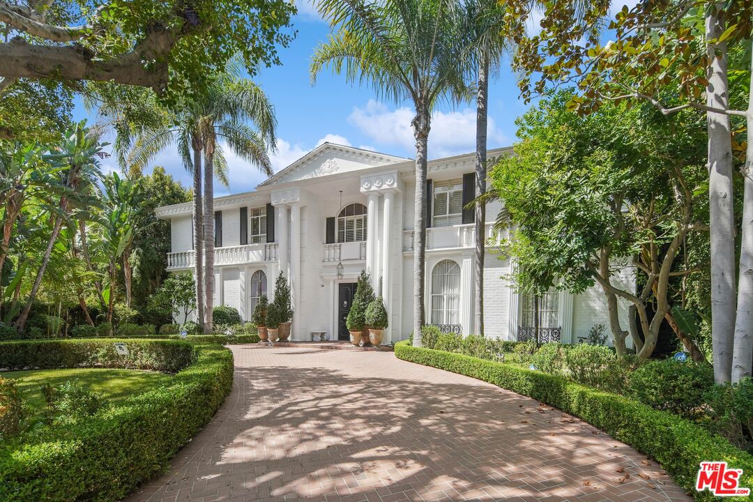 717 N Rodeo Dr