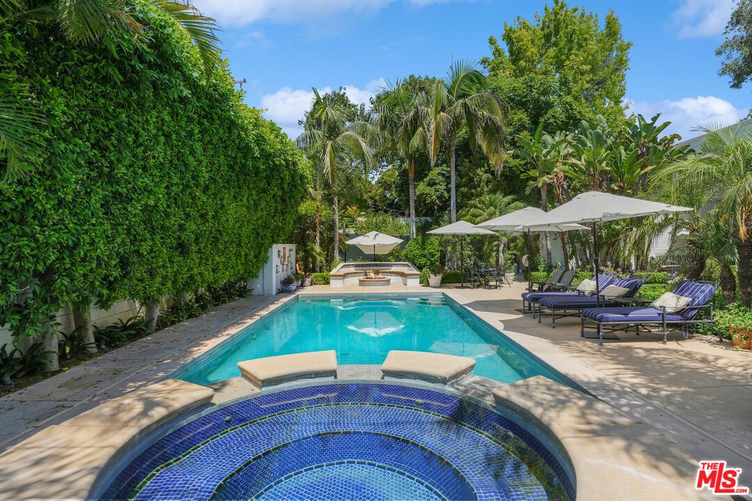 717 N Rodeo Dr