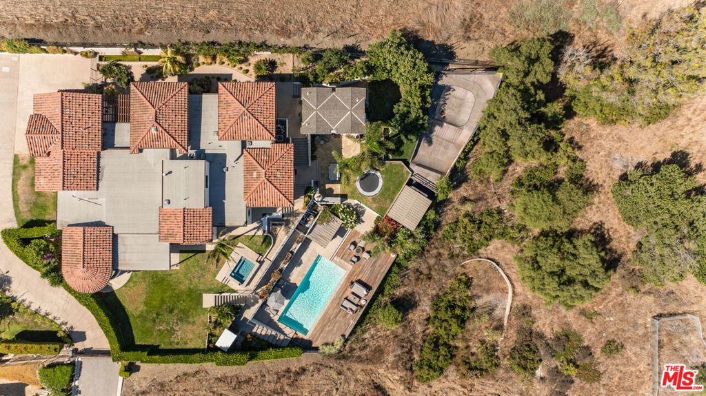 6271 Zuma Mesa Drive