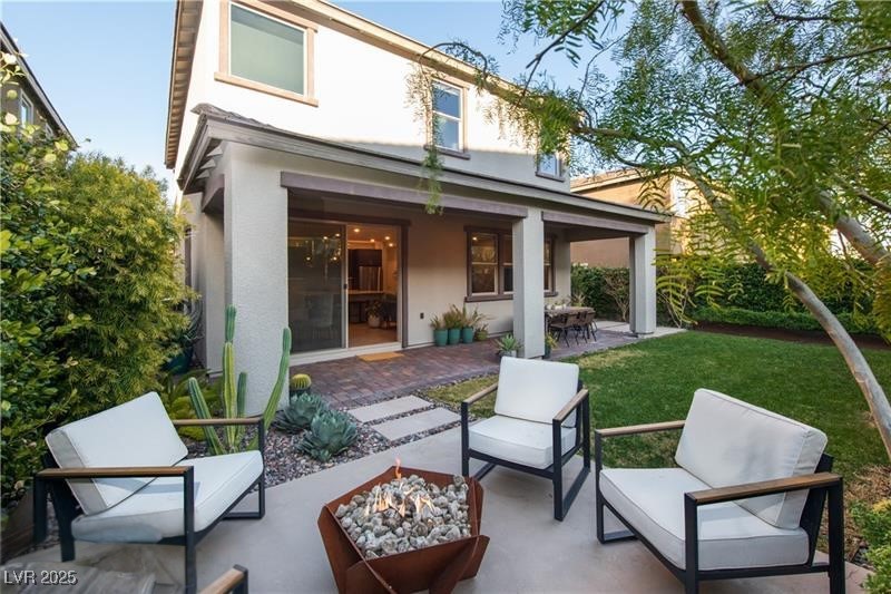 913 Riverlawn Place