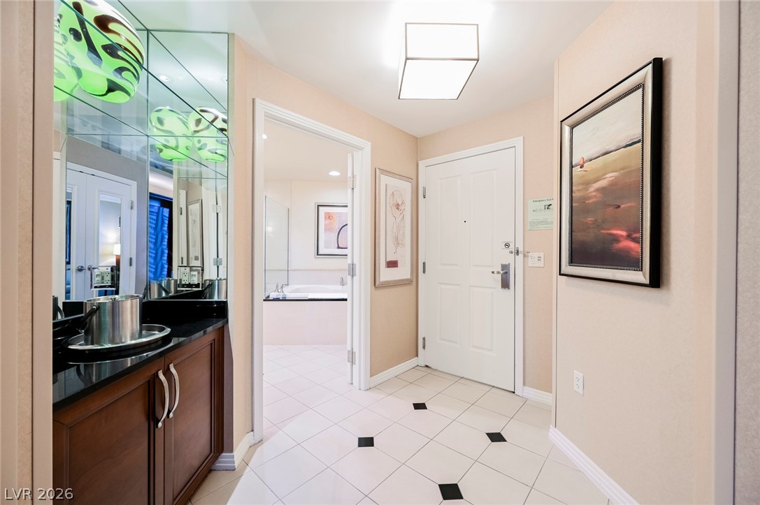 125 East HARMON Avenue 3309