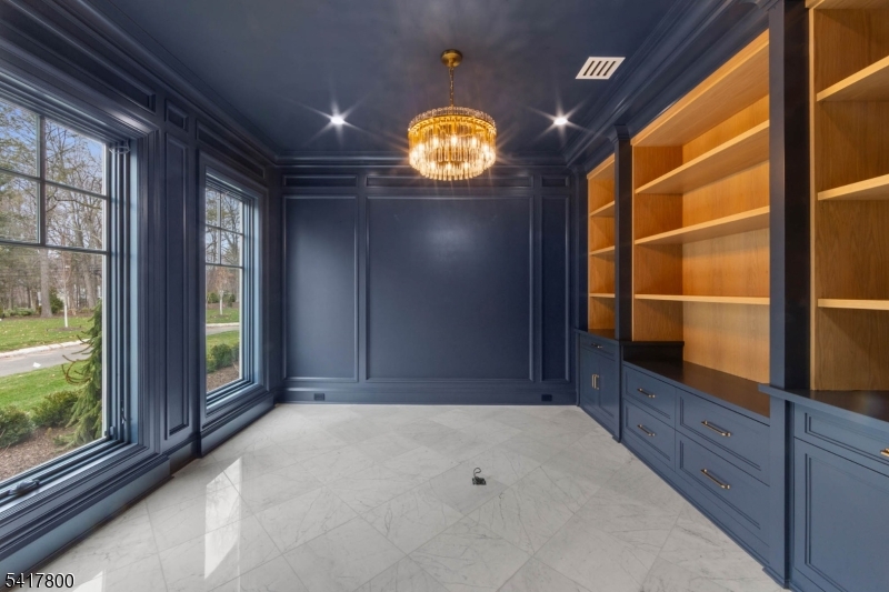104 Chestnut Ridge Rd