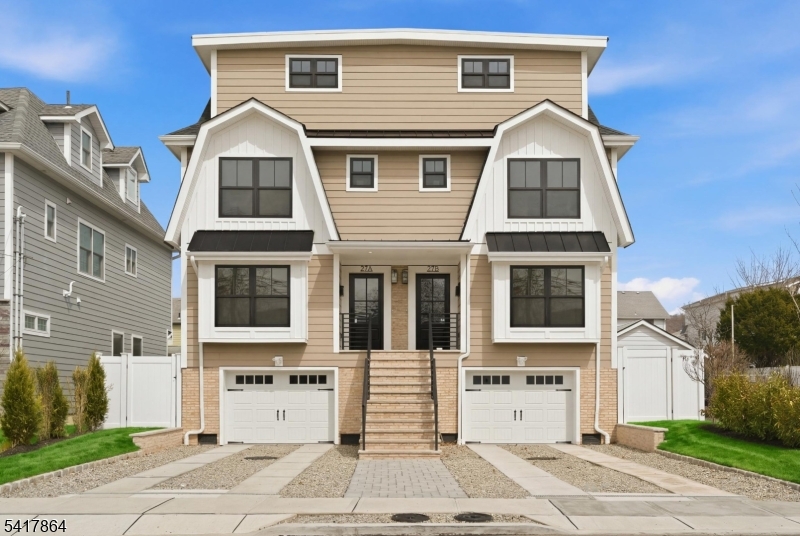 27A WILLOW STREET A